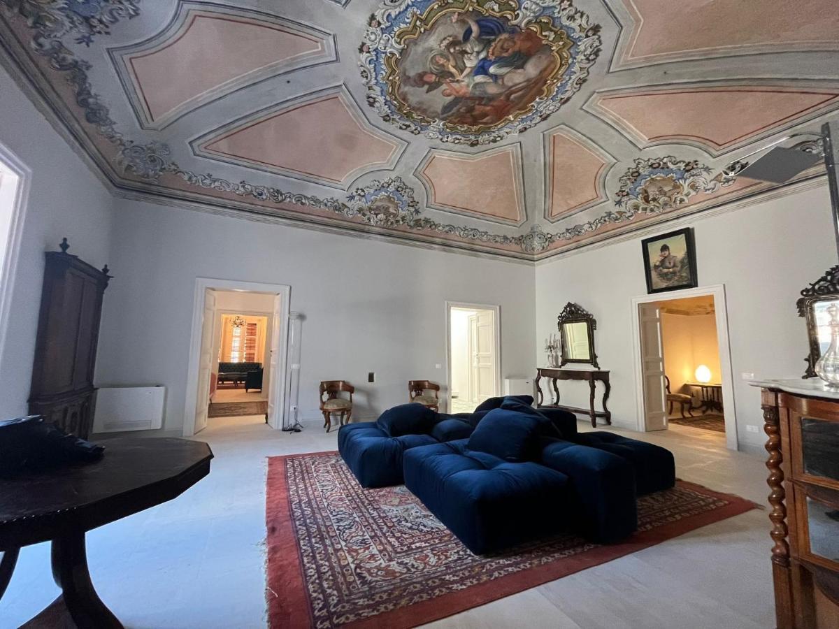 Bed and Breakfast Palazzo Triolo - Dimora Di Charme Corleone Exterior foto